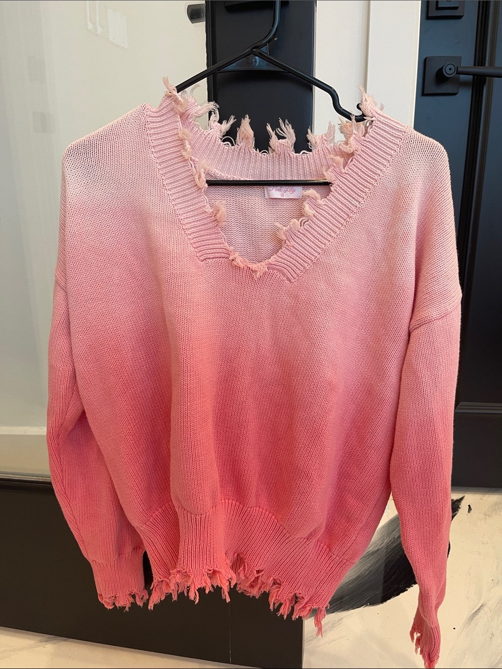 Pink Lily Ombre Distressed V-Neck Sweater in Pink Gradient
